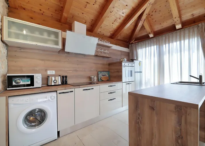 Villa Meladonia - Luxury