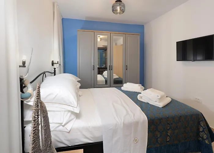 Meladonia - Luxury Molat