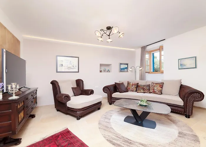 Villa Meladonia - Luxury *