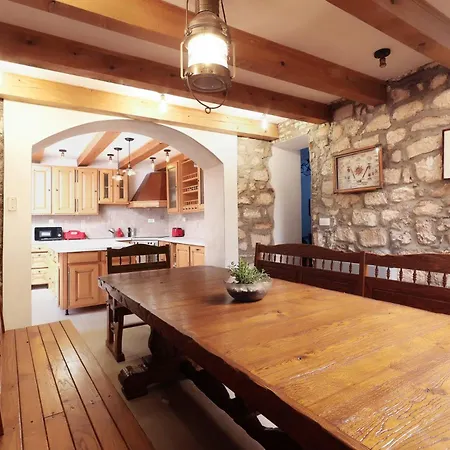 Villa Meladonia - Luxury *