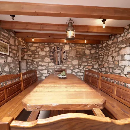 Villa Meladonia - Luxury Molat