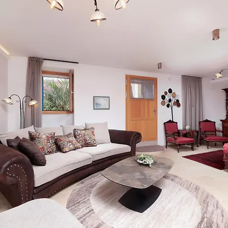 Meladonia - Luxury Molat